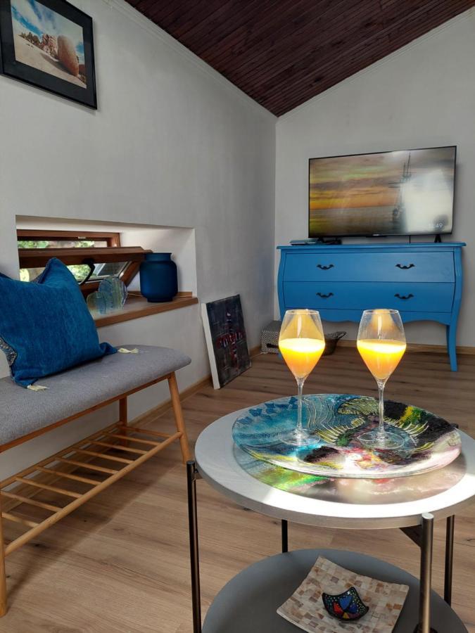 Apartment Blue *